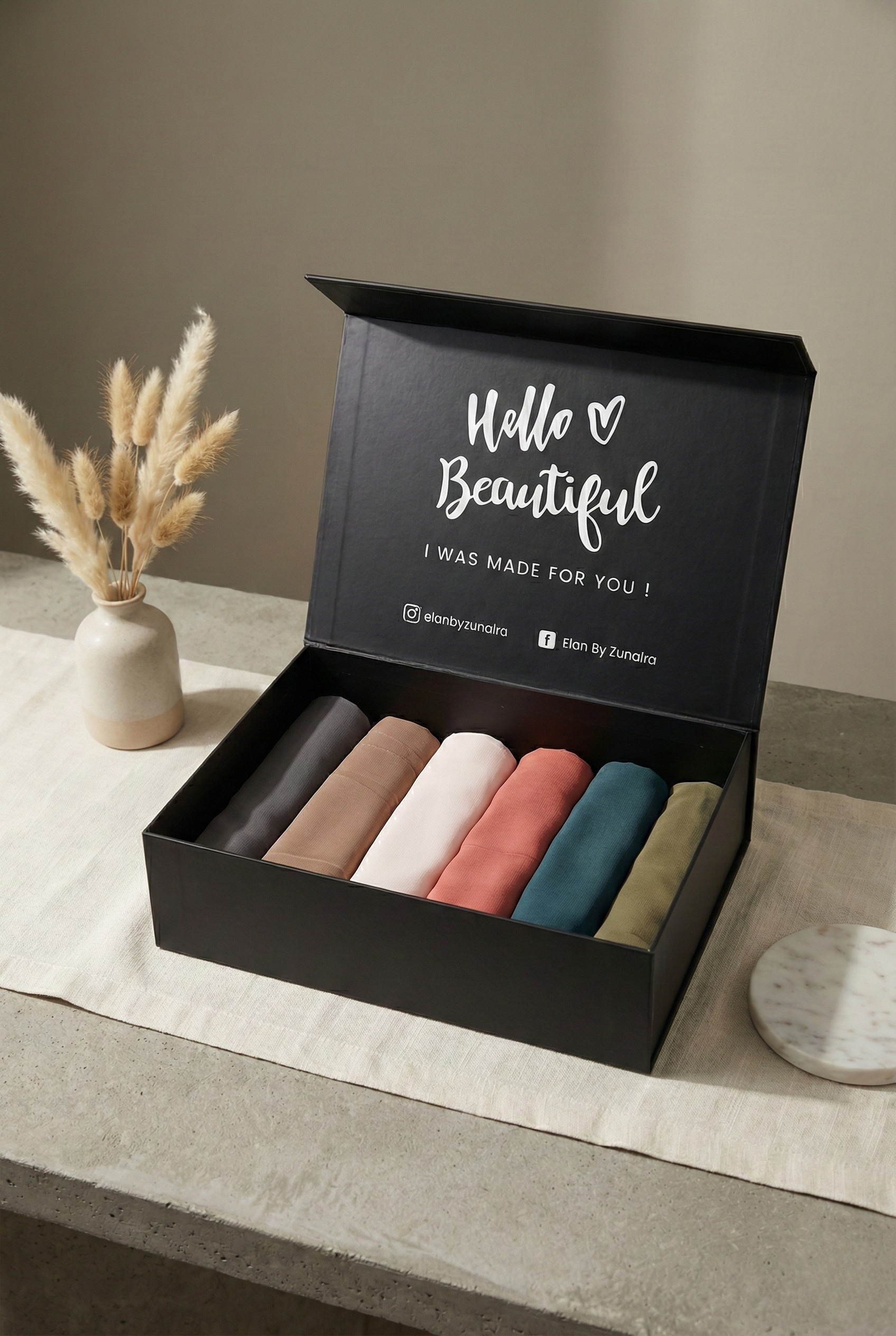 Georgette Hijab Box – Soft Elegance