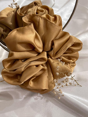 XL Scrunchie - Honey Gold