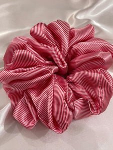 XL Scrunchie - Raspberry